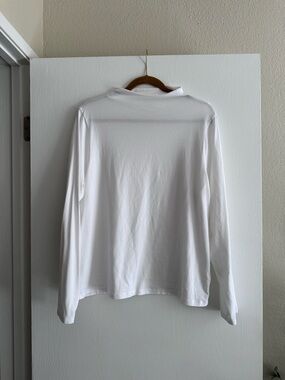 Old Navy mock neck Long-Sleeve White